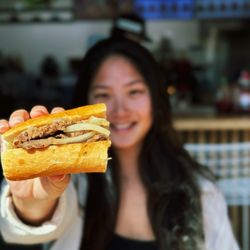 IG: @foodsbysachi