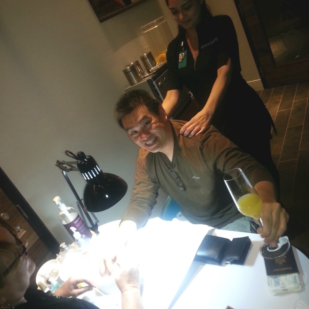 The Centurion Lounge - Mimosa Monday with massage and manicure!!! - Airport Lounges Near Me - Miami, Florida
