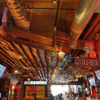 Barney's Beanery - Inside - Breakfast & Brunch Near Me - Santa Monica, California Barney's Beanery - Inside - Breakfast & Brunch Near Me - Santa Monica, California