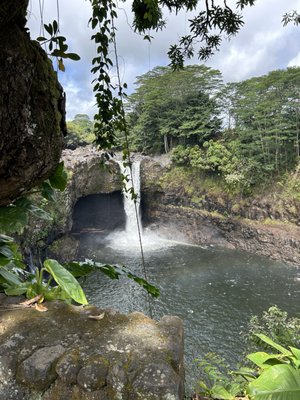 Rainbow Falls by null