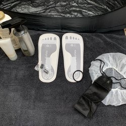 Honey Bee Bronze - All these amenities are included in the price. No extra charge