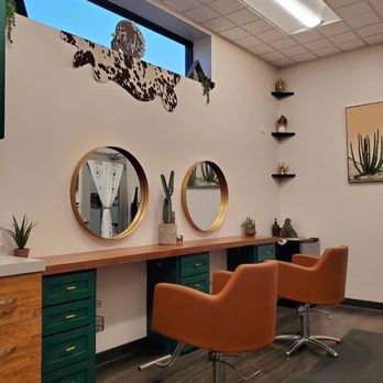 Sola Salons - Arcadia - Premium Studio - Hair Salons Near Me - Arcadia, California Sola Salons - Arcadia - Premium Studio - Hair Salons Near Me - Arcadia, California