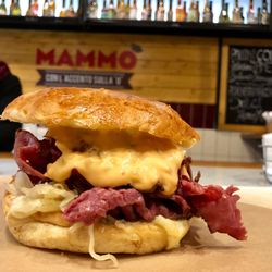 Mammò - Pastrano Sandwich