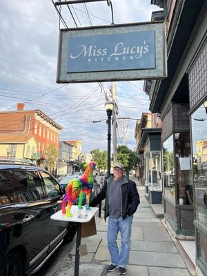 Miss Lucy's Kitchen by null