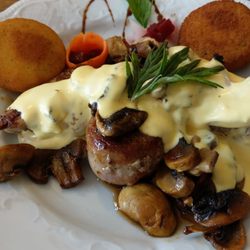 Werdumer Hof - Lendchenpfanne mit Pilzen