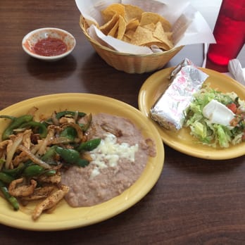 La Michoacana Mexican Restaurant - The Lunch Special with Chicken Fajitas! Great deal, quick and delicious!! - Mexican Near Me - Hampton, Georgia La Michoacana Mexican Restaurant - The Lunch Special with Chicken Fajitas! Great deal, quick and delicious!! - Mexican Near Me - Hampton, Georgia