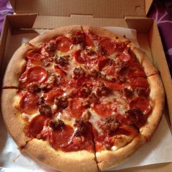 Pizza Machine - This is a medium pepperoni and sausage pizza. It's really good. - Pizza Near Me - Gardena, California Pizza Machine - This is a medium pepperoni and sausage pizza. It's really good. - Pizza Near Me - Gardena, California
