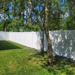 Straight Line Fence & Gate