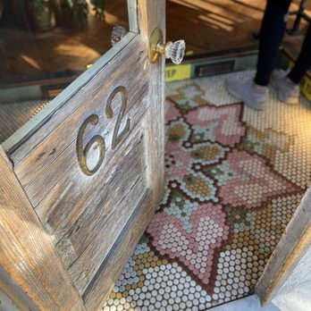Harken Cafe - Coffee & Tea Near Me - Charleston, South Carolina