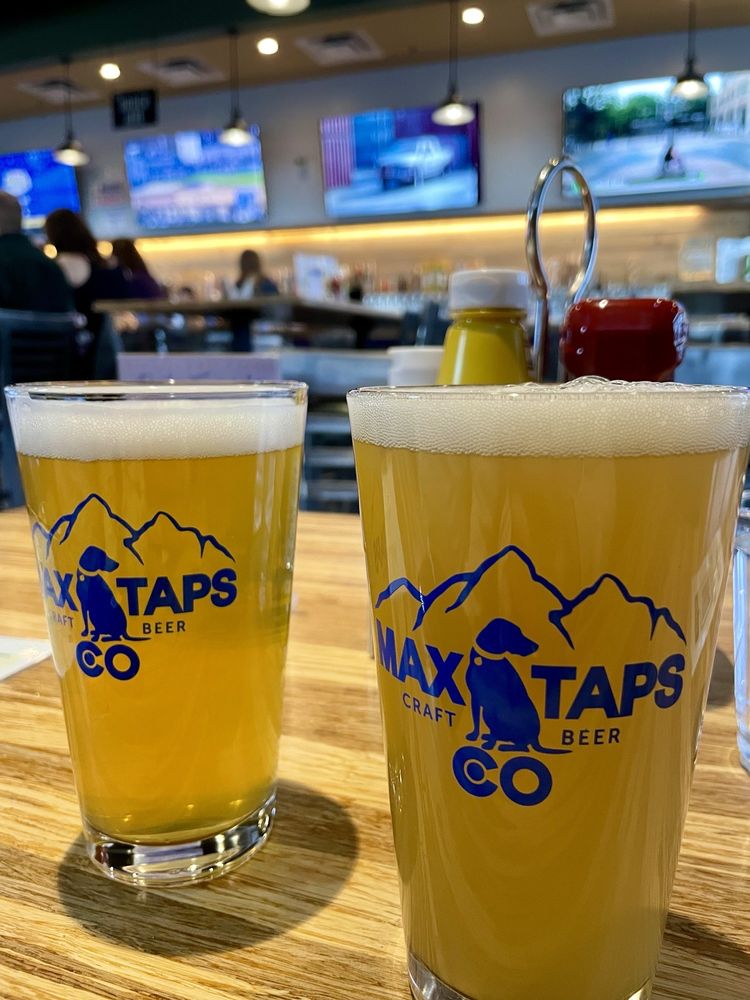 Max Taps Logo