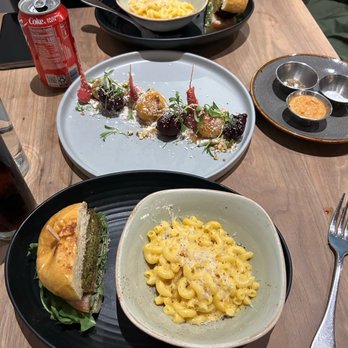The Salted Pig - The waitress split our falafel "burger" for us which I appreciated - Gastropubs Near Me - Riverside, California