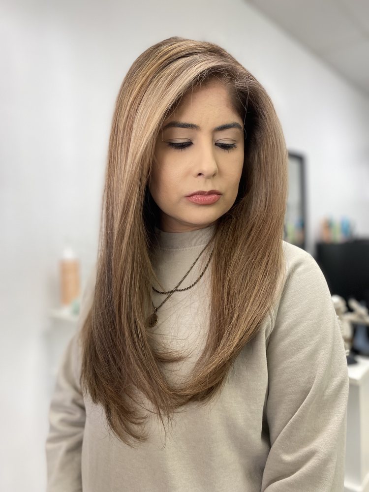 Hair by Mrodie Logo