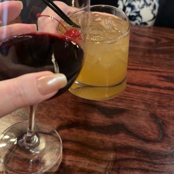 Cibo Vino - Red wine and an amaretto sour - Italian Near Me - Omaha, Nebraska Cibo Vino - Red wine and an amaretto sour - Italian Near Me - Omaha, Nebraska