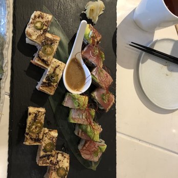 Yugo Restaurant - Was on par, but the Sakura roll has tuna in the middle which was kinda dry - Japanese Near Me - Vancouver, British Columbia