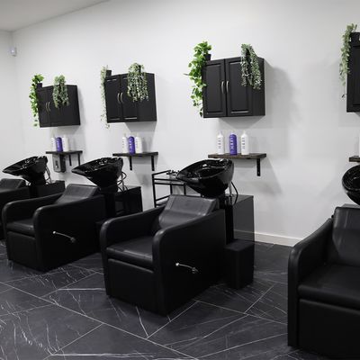 SALON Diamond Salon Ocala, 1020 SW 6th Ave, Ocala, FL 34471, US