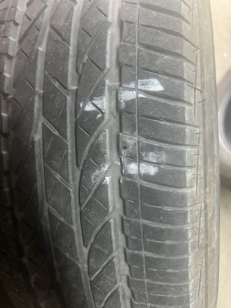 San Luis Tire Shop #2