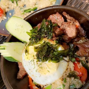 Temsib Eatery & Bar - Hot stone steak - Thai Near Me - Bellevue, Washington