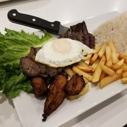 Tacu Tacu Con Churrasco / Tacu Tacu with Skirt Steak Tacu Tacu Con Churrasco / Tacu Tacu with Skirt Steak