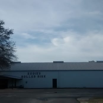 Eddie's Roller Rink - Eddie's Roller Rink on S.R. 52 in San Antonio - Skating Rinks Near Me - San Antonio, Florida