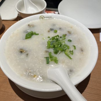 Congee Queen - Shredded pork congee and century egg - Cantonese Near Me - Toronto, Ontario Congee Queen - Shredded pork congee and century egg - Cantonese Near Me - Toronto, Ontario