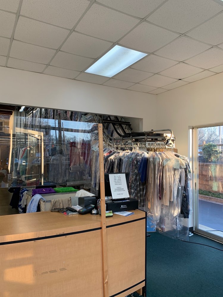 HAMPTON DRY CLEANERS Updated September 2024 4800 Wade Hampton Blvd, Taylors, South Carolina
