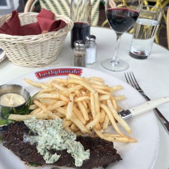 Le Diplomate - Steak and Frites - Brasseries Near Me - Washington, DC, District of Columbia Le Diplomate - Steak and Frites - Brasseries Near Me - Washington, DC, District of Columbia