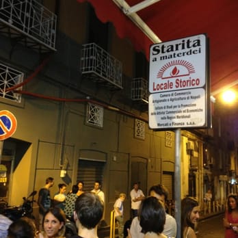 Starita - Lots of people were waiting outside. - Pizza Near Me - Naples, NA Starita - Lots of people were waiting outside. - Pizza Near Me - Naples, NA