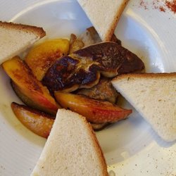 Les Artistes - Seared Foie gras app