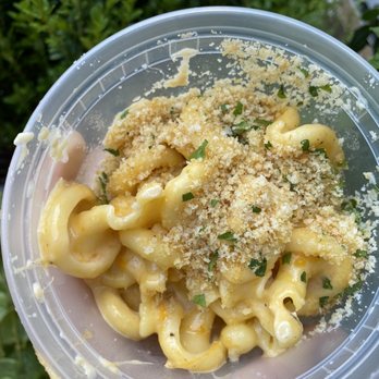 Horace's Hot Fried Chicken - Mac n cheese - Chicken Shop Near Me - Charlotte, North Carolina Horace's Hot Fried Chicken - Mac n cheese - Chicken Shop Near Me - Charlotte, North Carolina