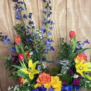 Artisan Floral & Gift Boutique - Florists Near Me - Bryan, Ohio Artisan Floral & Gift Boutique - Florists Near Me - Bryan, Ohio