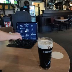 Rompub'n - Begynner med en Guinness.