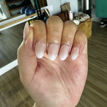Glitz N Glam - Poorly done ombré gel x extensions - Nail Salons Near Me - San Francisco, California Glitz N Glam - Poorly done ombré gel x extensions - Nail Salons Near Me - San Francisco, California