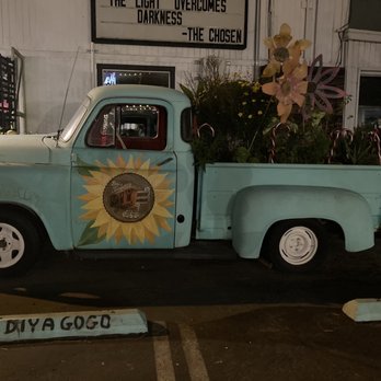 DIY A GoGo - Cool truck - Home Decor Near Me - Encinitas, California DIY A GoGo - Cool truck - Home Decor Near Me - Encinitas, California