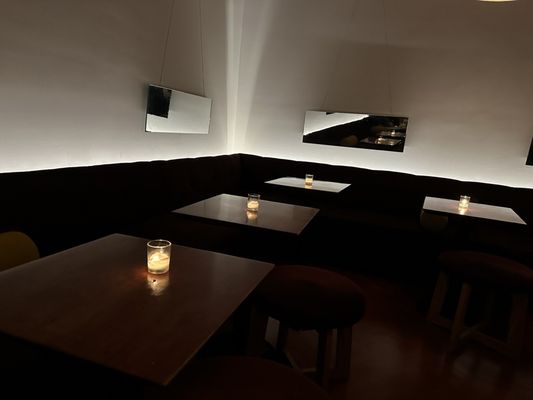 Ardesia Wine Bar by null