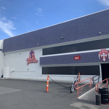 Count's Kustoms - Front of building - Auto Customization Near Me - Las Vegas, Nevada