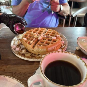 Madres Brunch - Breakfast & Brunch Near Me - Bellflower, California Madres Brunch - Breakfast & Brunch Near Me - Bellflower, California