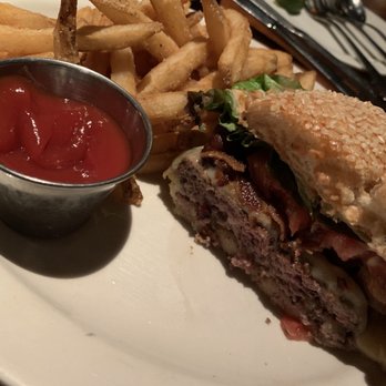 Old Ebbitt Grill - Bacon Cheeseburger - Bars Near Me - Washington, DC, District of Columbia Old Ebbitt Grill - Bacon Cheeseburger - Bars Near Me - Washington, DC, District of Columbia