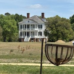 Revolutionary War Visitor Center at Camden - I love old houses, can you imagine living here!