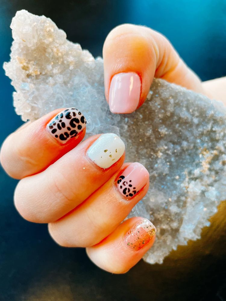 ONYX SALON & WELLNESS SPA Updated September 2024 29 Photos 920 N