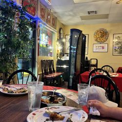 D Hou - Dinner with  Lynn!