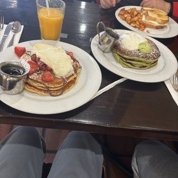 Bea Bea's - Summer's Dream pancakes with a stake of Green Tea pancake's and Breakfast Sandwich And Potatoes and Orange Juice. - Coffee & Tea Near Me - Burbank, California Bea Bea's - Summer's Dream pancakes with a stake of Green Tea pancake's and Breakfast Sandwich And Potatoes and Orange Juice. - Coffee & Tea Near Me - Burbank, California
