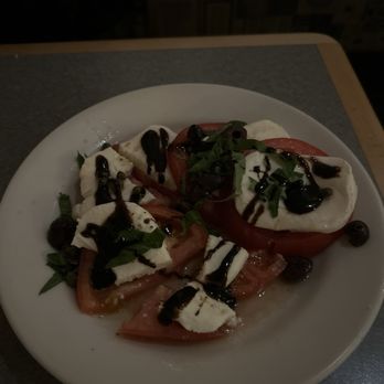 Peppe's Apt 2 - Caprese at Lombardo's - Italian Near Me - Kirkwood, Missouri