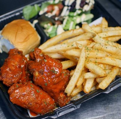 Cravin' It (Food Truck) by null