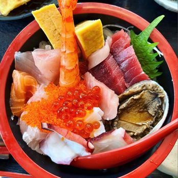 Edokko Nigiri Sushi - Chirashi - Japanese Near Me - Richmond, British Columbia