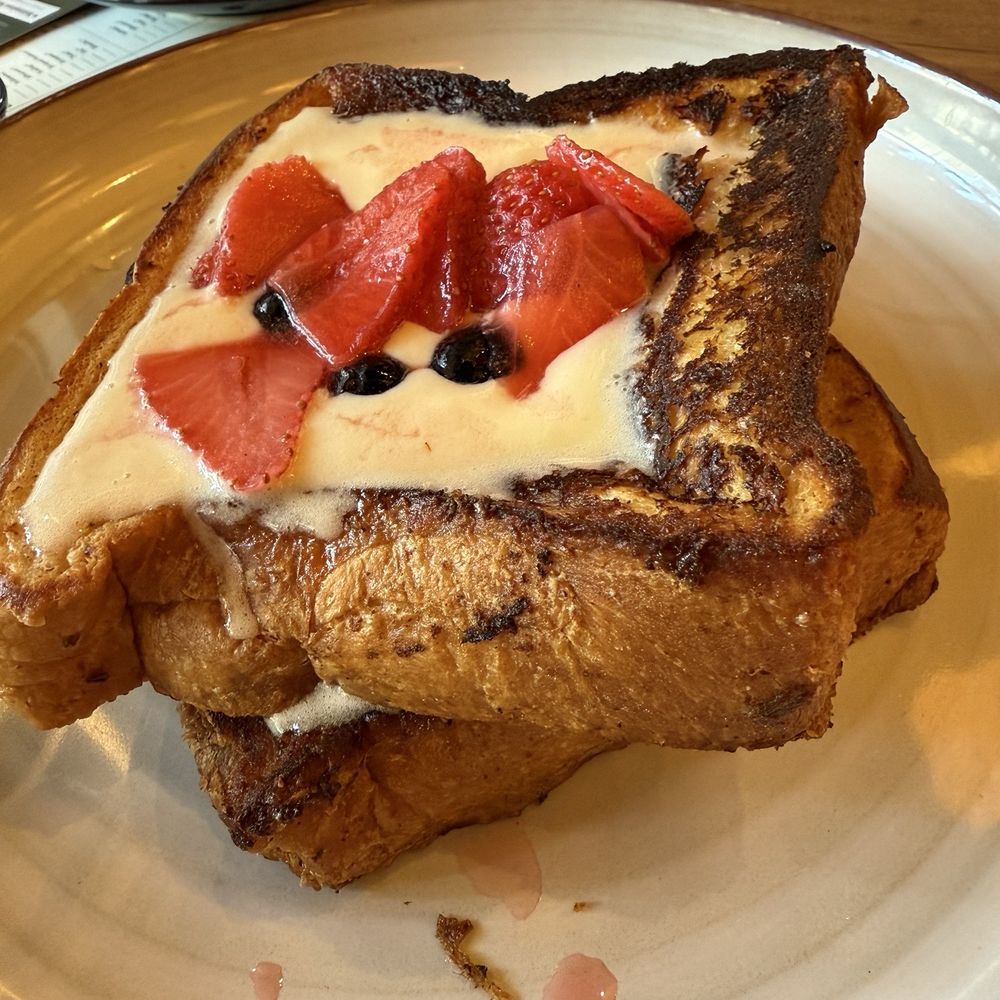 Obon Sushi Bar Ramen - French toast with yuzu berries - Sushi Bars Near Me - Phoenix, Arizona