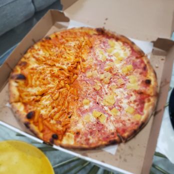 Fort Lee Pizzeria - Pizza Near Me - Fort Lee, New Jersey Fort Lee Pizzeria - Pizza Near Me - Fort Lee, New Jersey