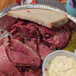 Benny's Luncheonette - Ate one piece of bread and 1/4 of the pastrami! It was pretty lean and very tasty!!