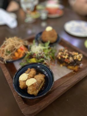 Raglan Road Irish Pub by null