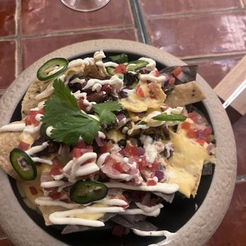 Santita Carbon Mexicano - Nachos - Mexican Near Me - Madrid, M Santita Carbon Mexicano - Nachos - Mexican Near Me - Madrid, M