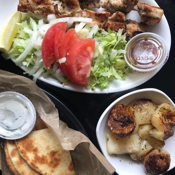 Dengeos - Skokie - Chicken Kabob Plate - Barbeque Near Me - Skokie, Illinois